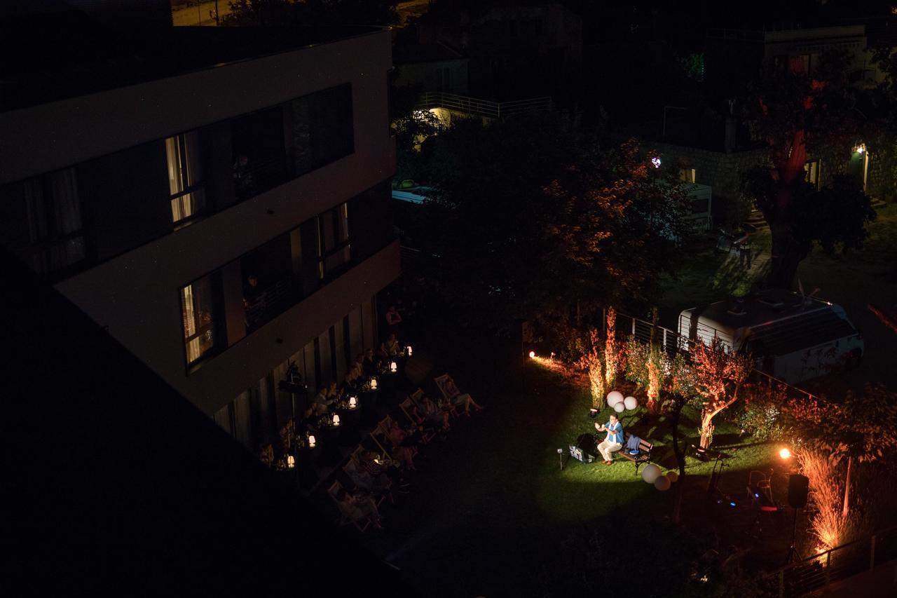 วัน สวีท โฮเต็ล Hotel มลินี ภายนอก รูปภาพ